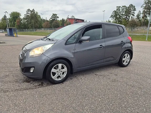 Kia Venga 2010 photo 3