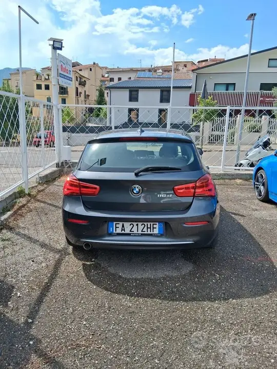 BMW 116D 2015 photo 5