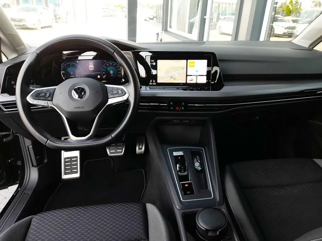 Volkswagen Golf 2022 photo 3