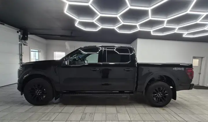 Ford F-150 2026 photo 2