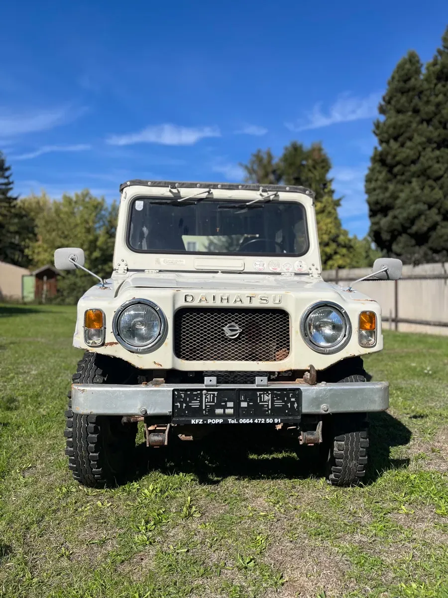 Daihatsu Sonstige 1980 photo 2