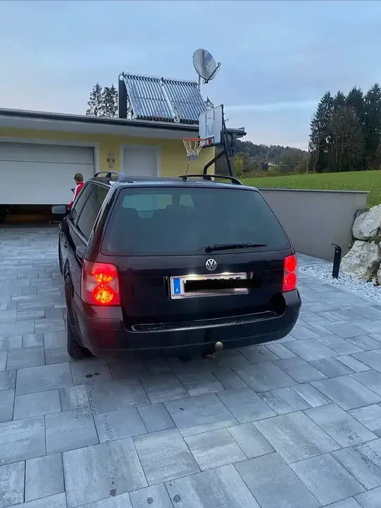 Volkswagen Passat 2003 photo 2
