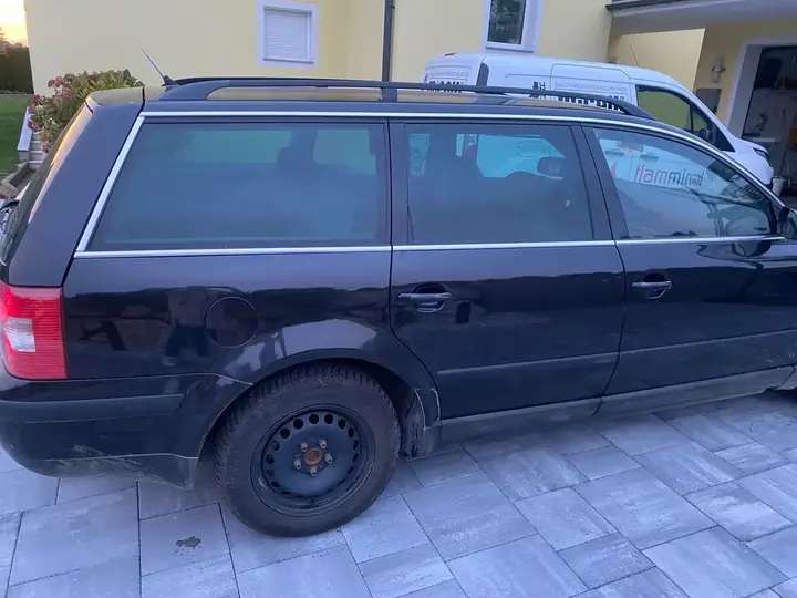 Volkswagen Passat 2003 photo 3