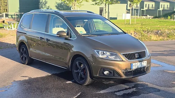 Seat Alhambra 2012 photo 2