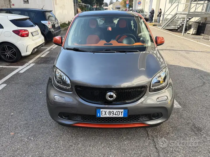 Smart Forfour 2014 photo 2