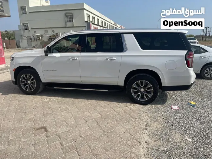 Chevrolet Suburban 2021 photo 4