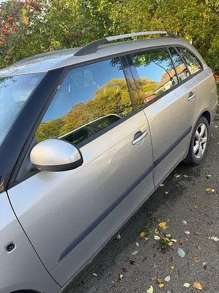 Skoda Fabia 2009 photo 5