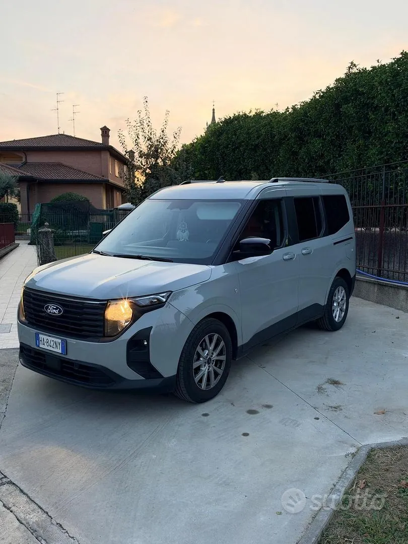 Ford Tourneo Courier 2025 photo 3