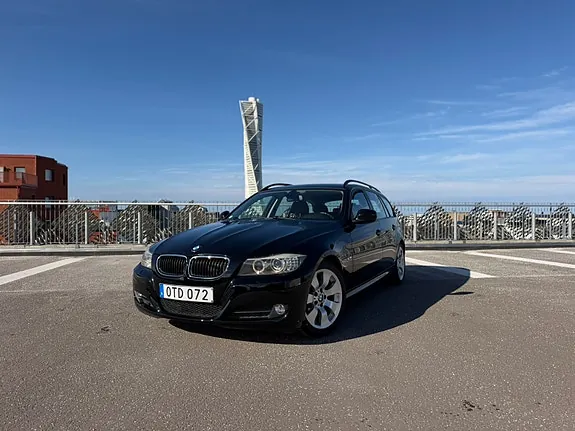 BMW 320I
