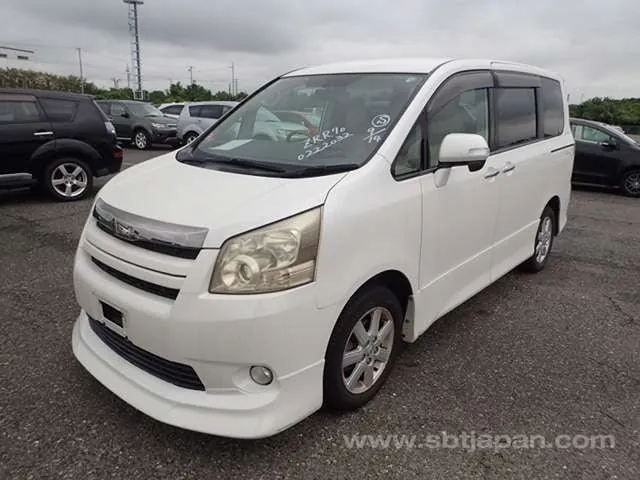 Toyota Noah G Edition 2009 photo 2