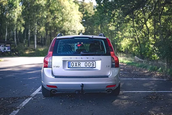 Volvo V50 2011 photo 4