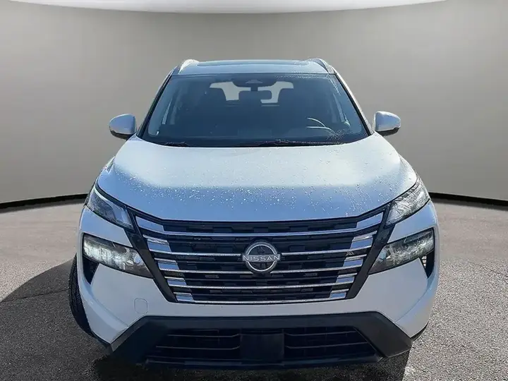 Nissan Rogue 2026 photo 2