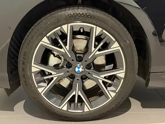 BMW 120 2026 photo 5