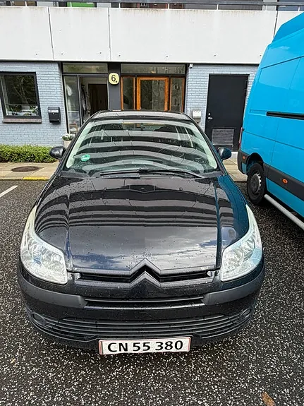 Citroen C4 2009 photo 4