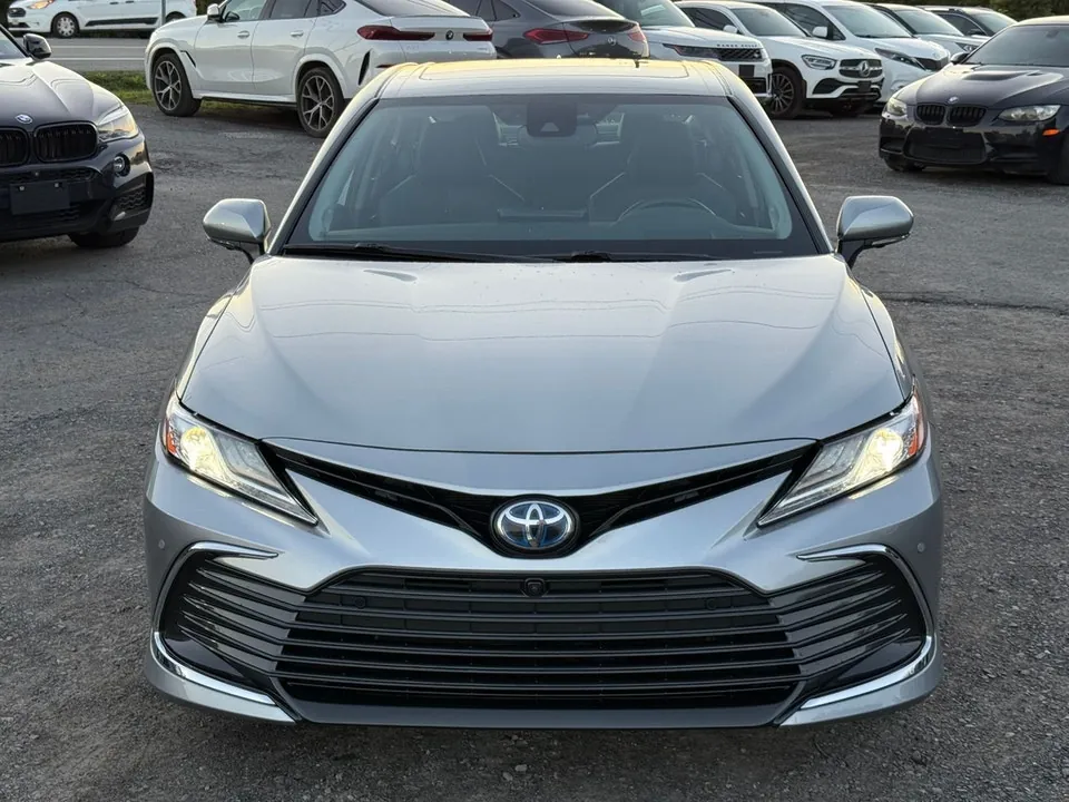Toyota Camry 2024 photo 2