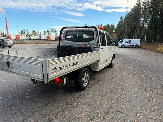 Volkswagen Transporter 2007 photo 3