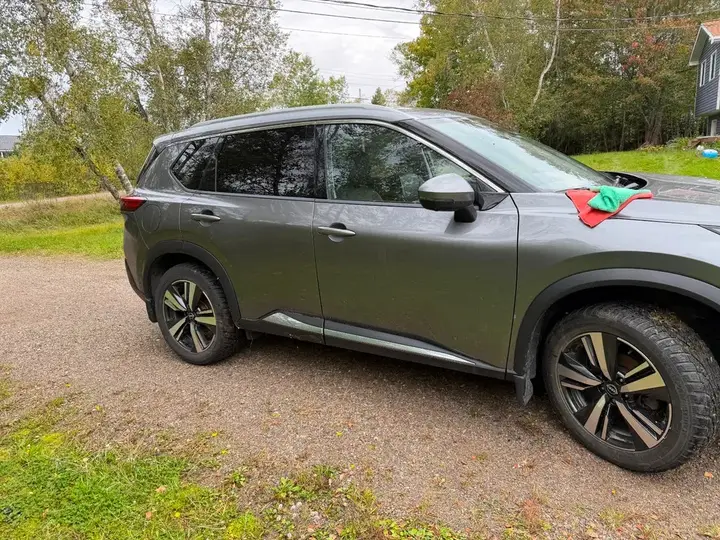 Nissan Rogue 2023 photo 2