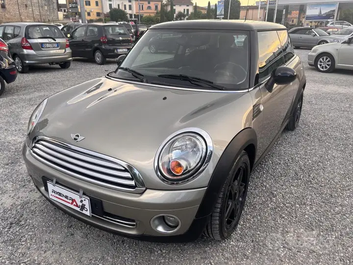 Mini One 2008 photo 3