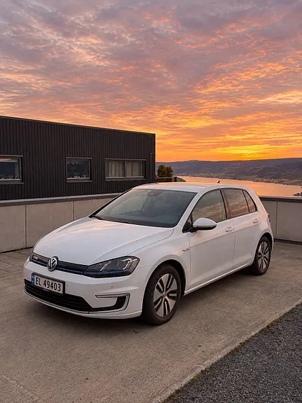 Volkswagen E-Golf 2015 photo 3