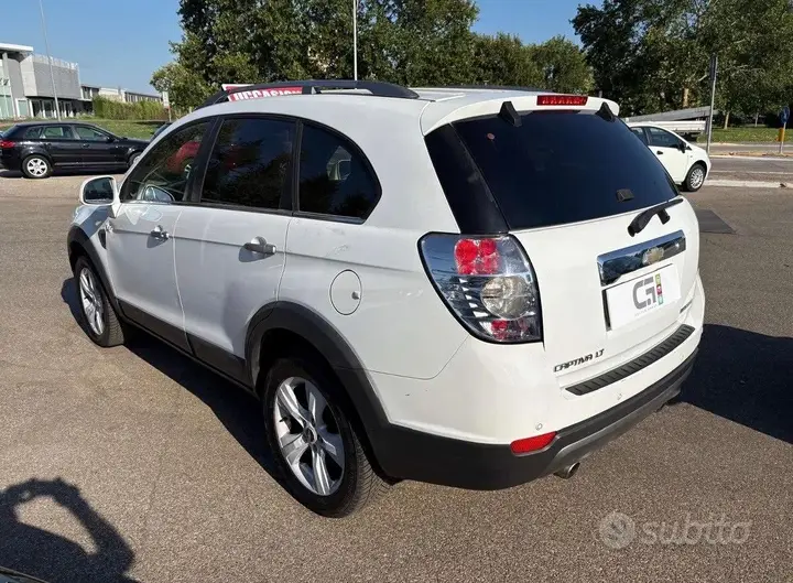 Chevrolet Captiva 2010 photo 4