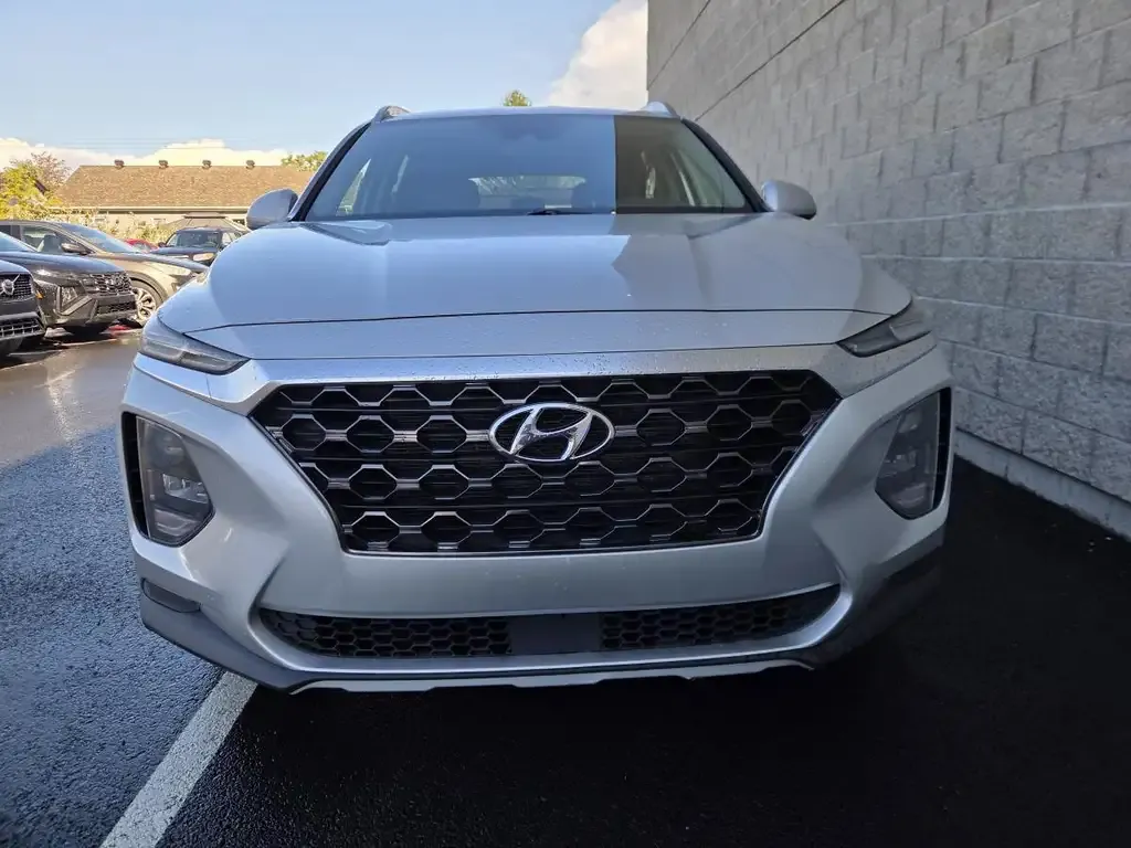 Hyundai Santa Fe 2019 photo 2