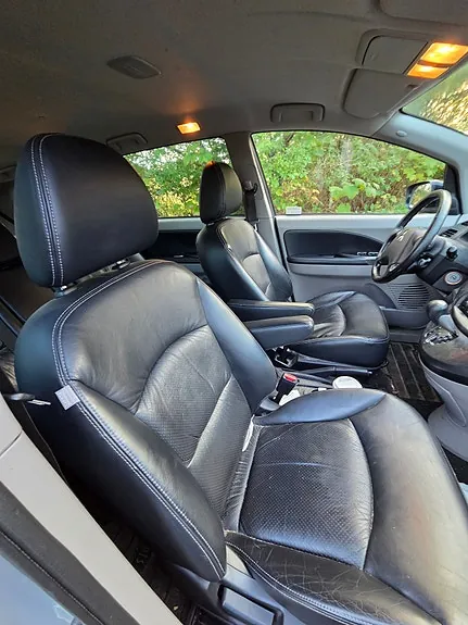 Mitsubishi Grandis 2006 photo 5