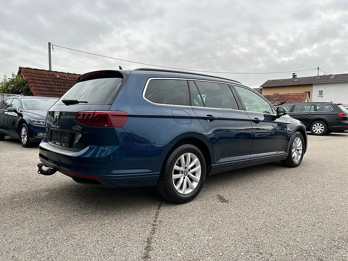 Volkswagen Passat 2024 photo 3