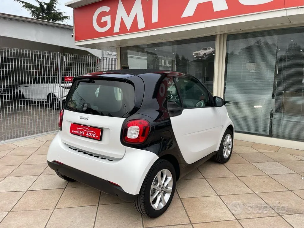 Smart Fortwo 2016 photo 4