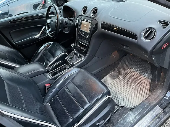 Ford Mondeo 2014 photo 4