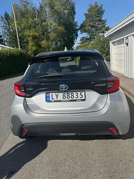 Toyota Yaris 2023 photo 3