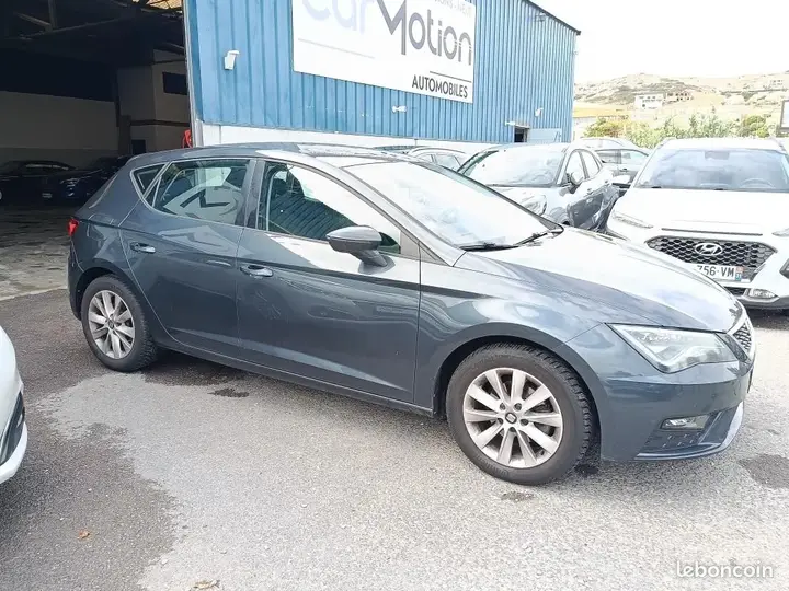 Seat Leon 2019 photo 2
