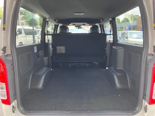 Toyota Hiace Gl 2023 photo 4