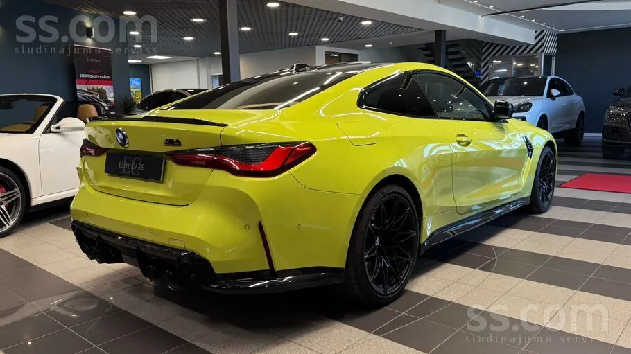 BMW M4 2024 photo 2