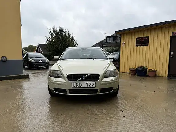 Volvo S40