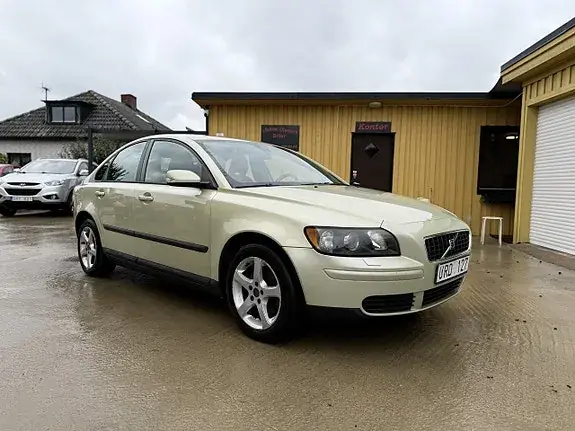Volvo S40 2004 photo 3