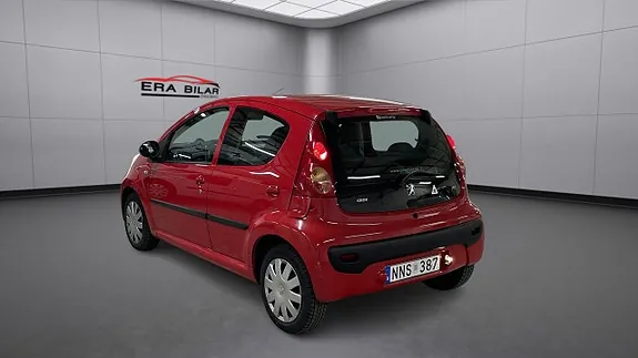 Peugeot 107 2008 photo 4
