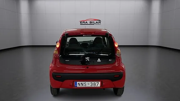 Peugeot 107 2008 photo 5