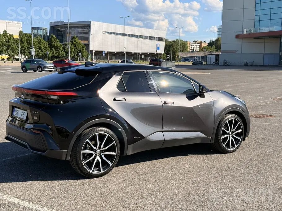 Toyota C-Hr 2024 photo 5