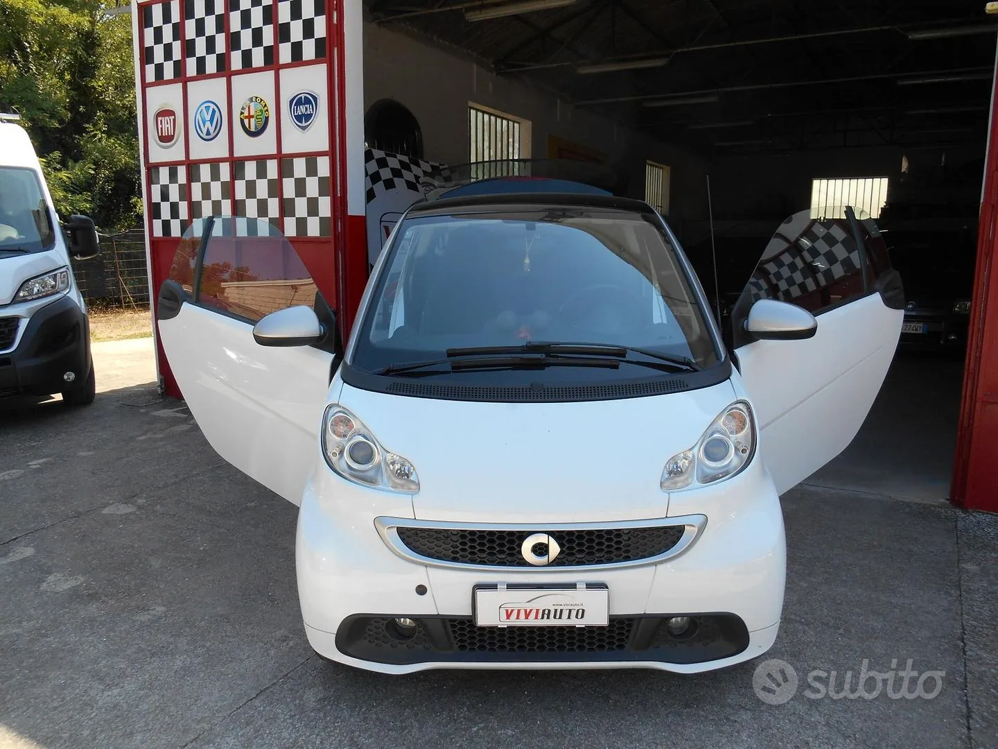 Smart Fortwo 2013 photo 2