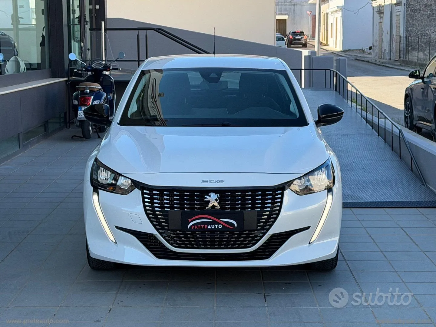Peugeot 208 2022 photo 2