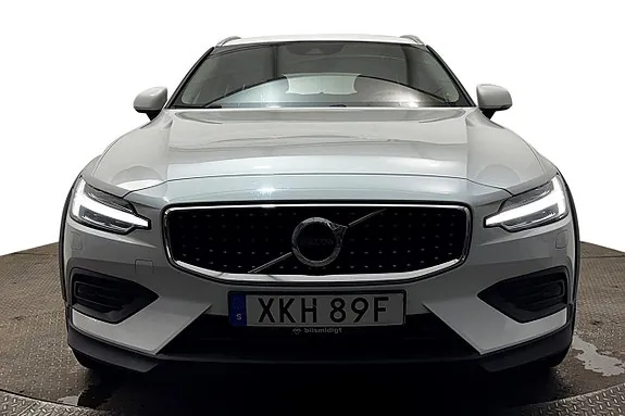 Volvo V60 Cross Country 2022 photo 3