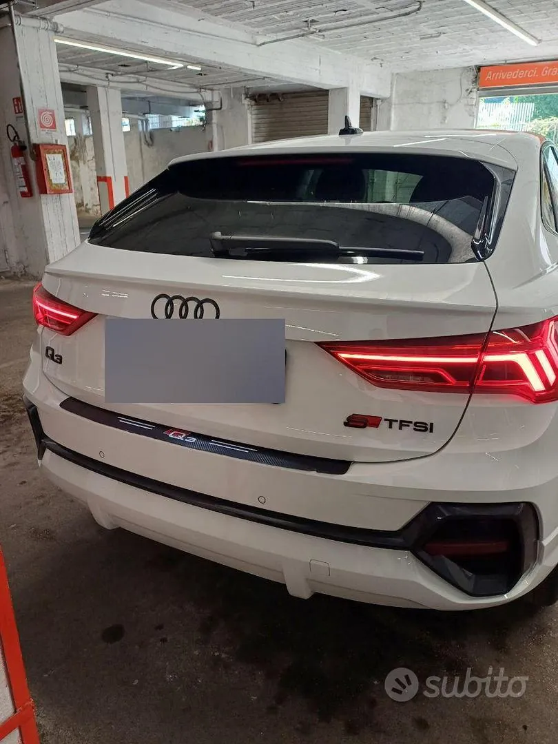 Audi Q3 2021 photo 4