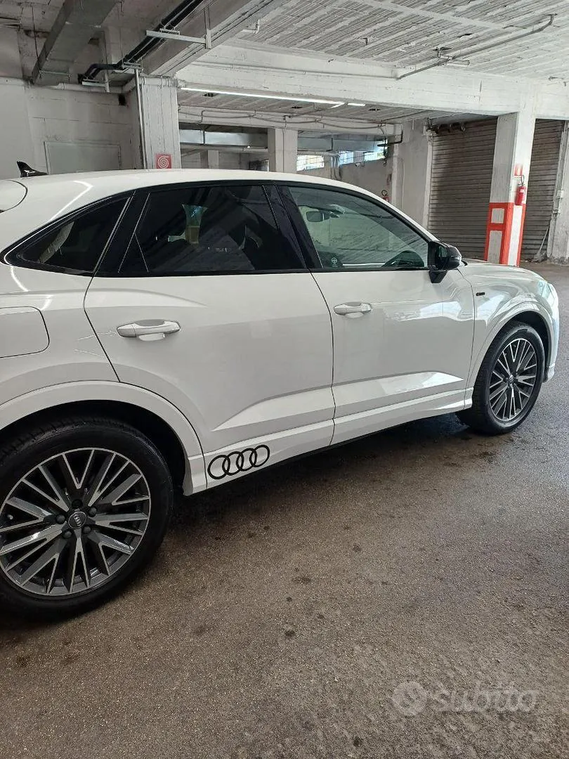 Audi Q3 2021 photo 3