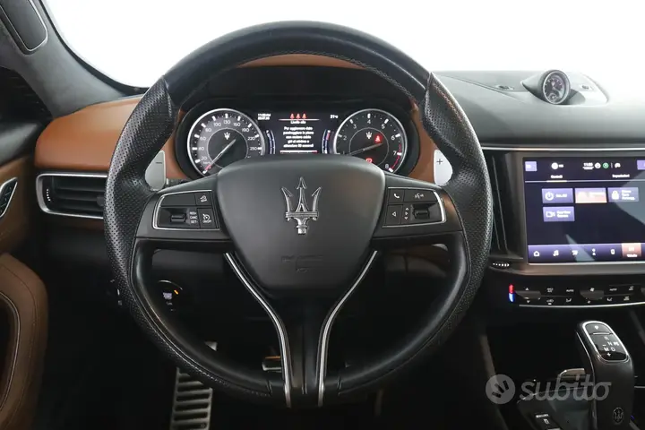 Maserati Levante 2023 photo 5