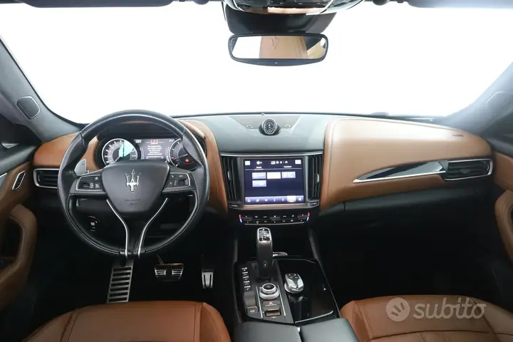 Maserati Levante 2023 photo 4