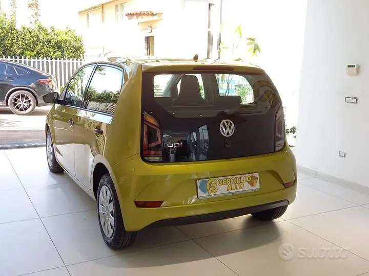 Volkswagen Up 2018 photo 2