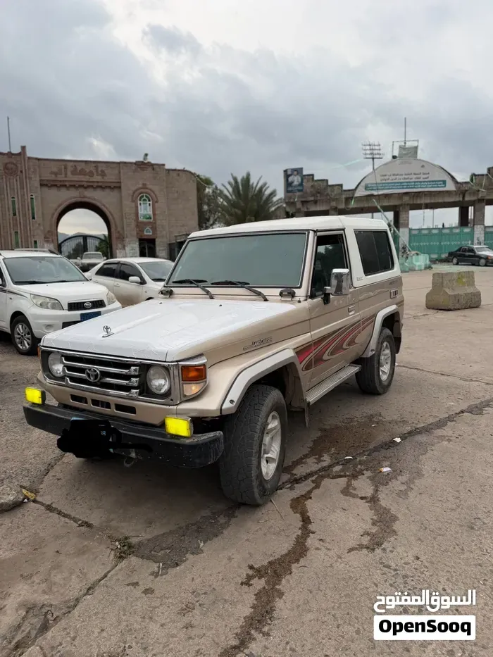 Toyota Land Cruiser 2006 photo 2