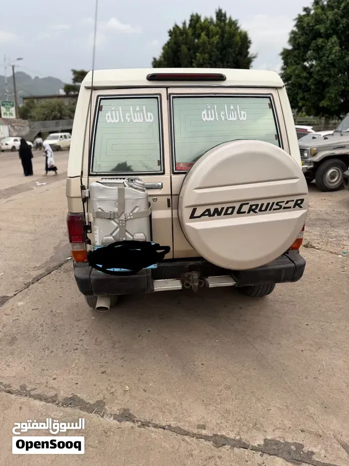 Toyota Land Cruiser