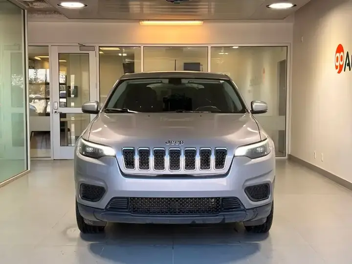 Jeep Cherokee 2020 photo 2