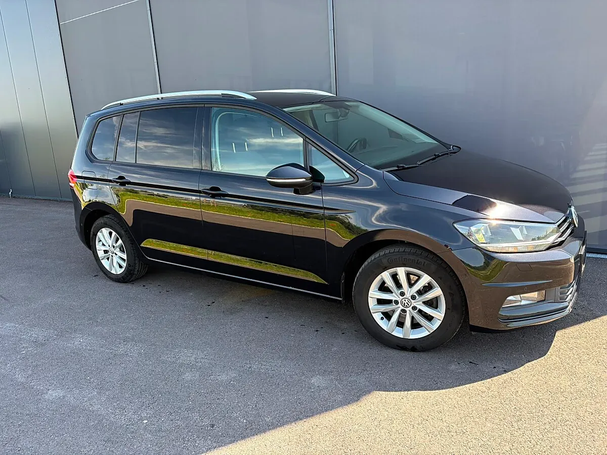 Volkswagen Touran 2015 photo 2